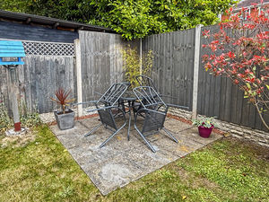 Photo 16- click for photo gallery